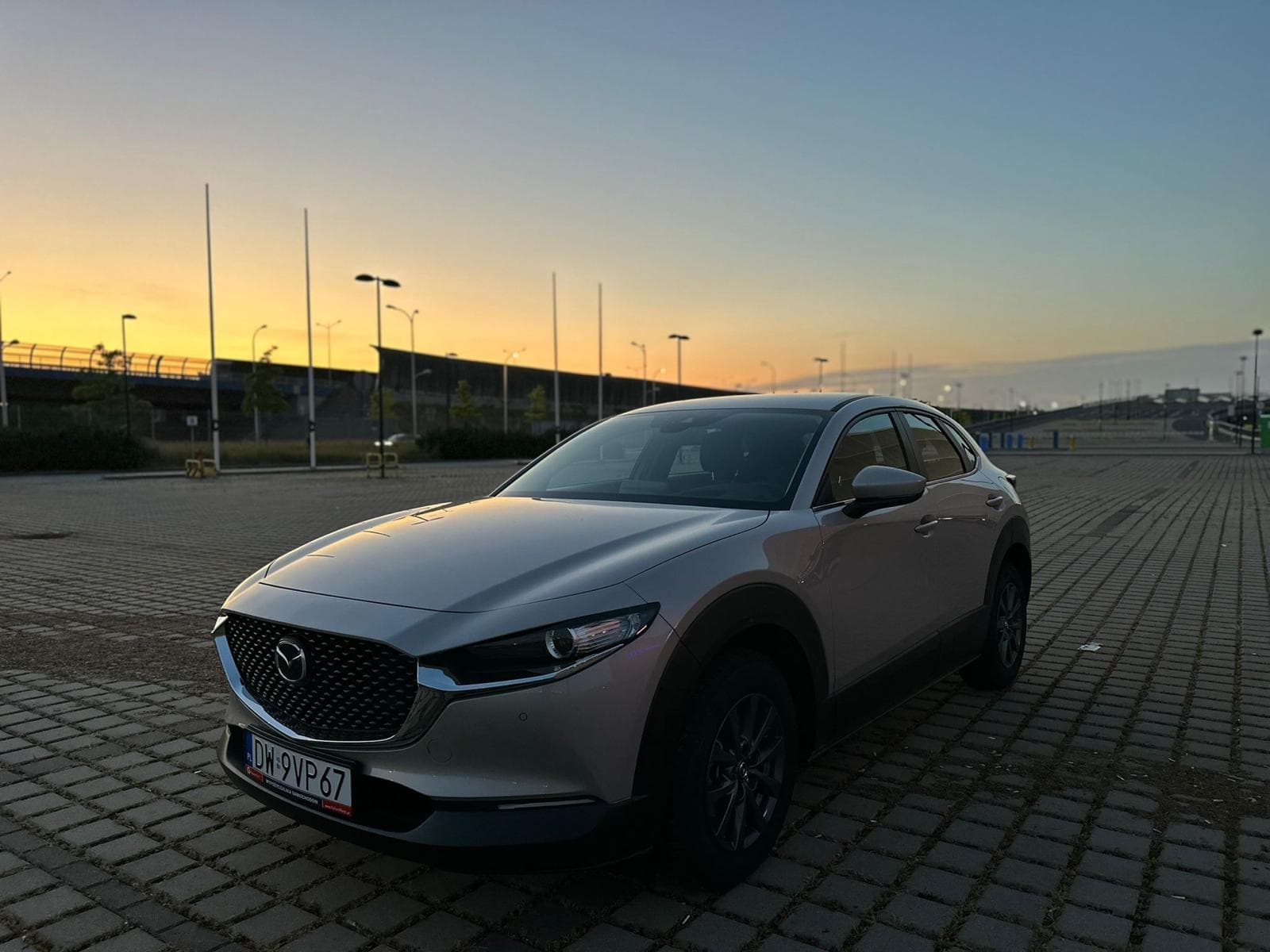 Weekendowy wyjazd z rodziną? Kaizen Rent ma dla Ciebie idealne auto!