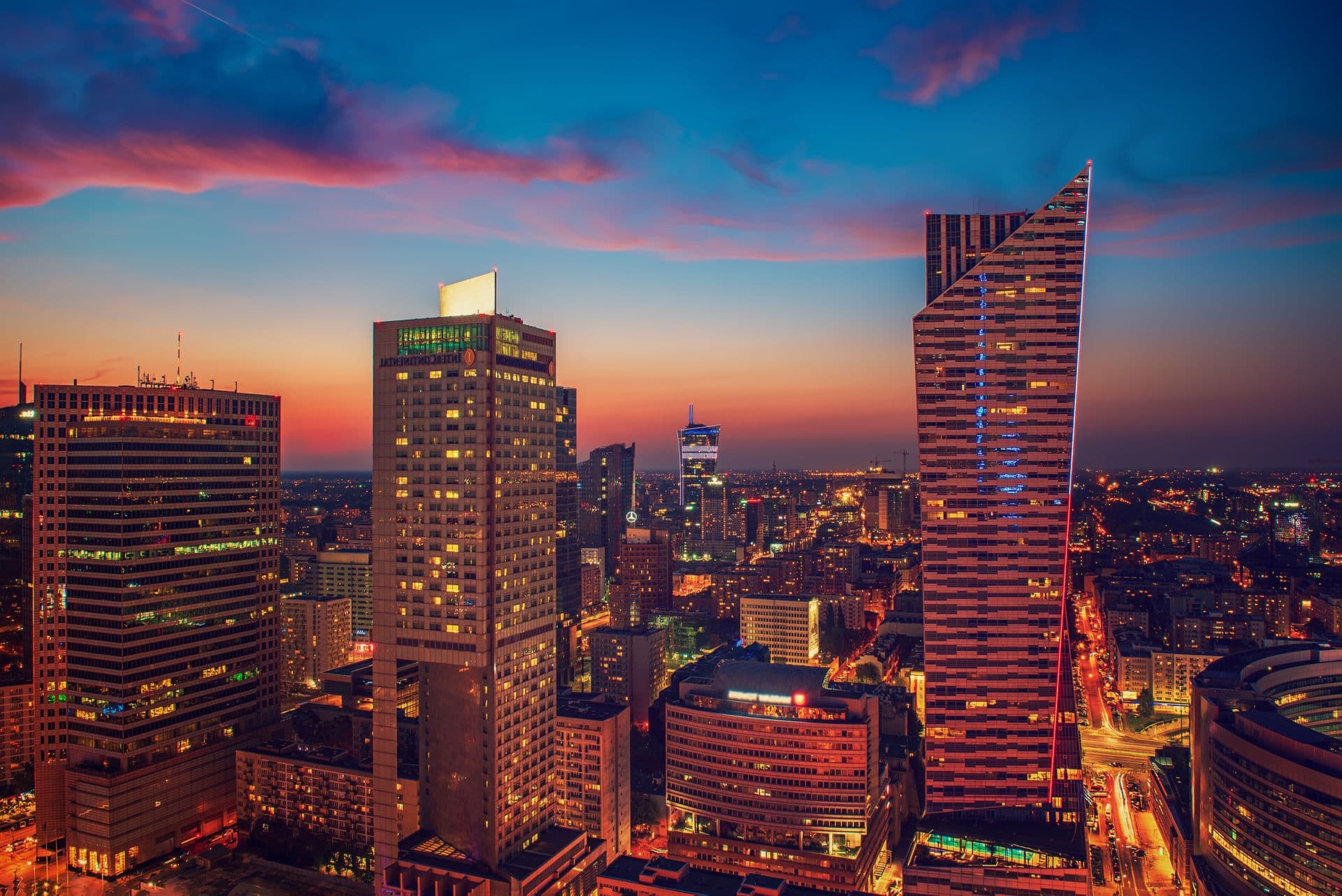 Jaka jest różnica między starówka a Starym Miastem?